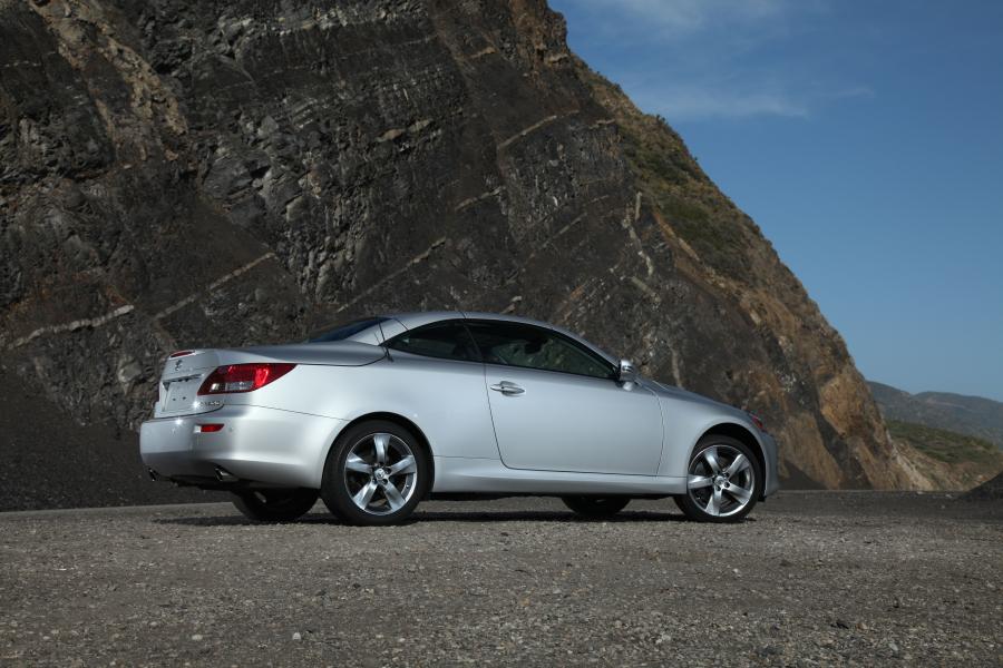  Lexus IS350C 2008 года  (фото 100 из 108)